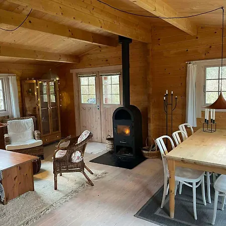 Charming Timber House With Sauna Near * スタイ