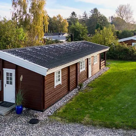 Charming Timber House With Sauna Near