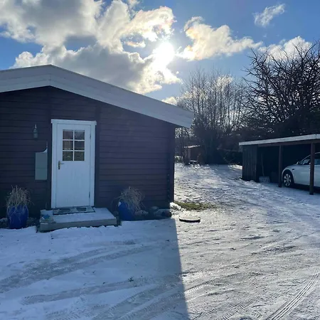 Charming Timber House With Sauna Near بيت للعطل